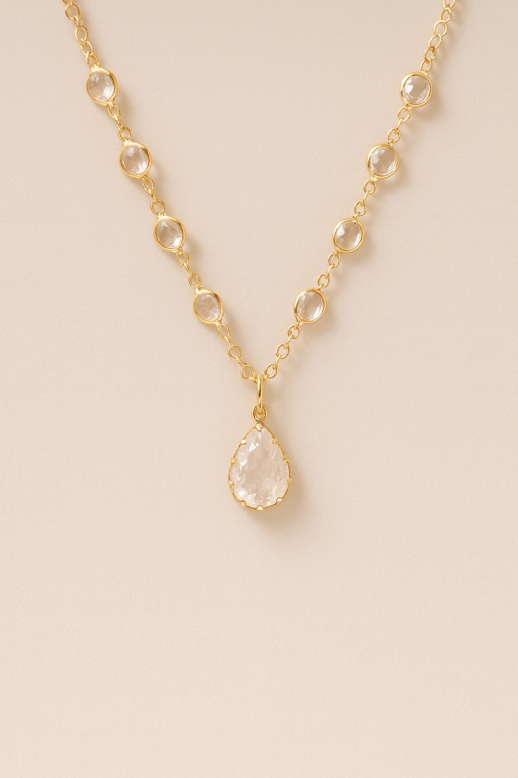 Crystal Teardrop Rhinestone Necklace