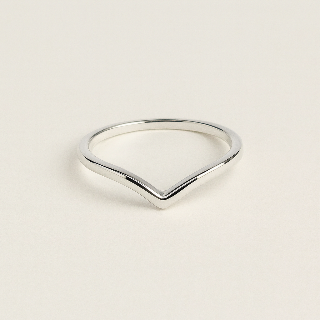 Minimalist V-Shaped Ring