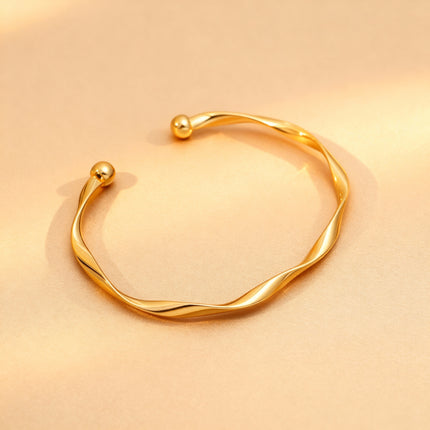 Gold Twisted Bracelet